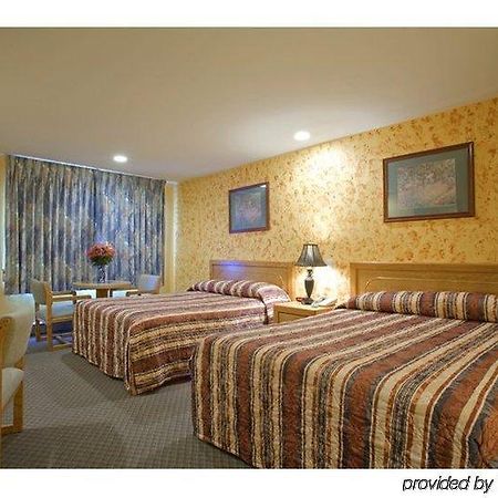 Americas Best Value Inn Roseburg Room photo