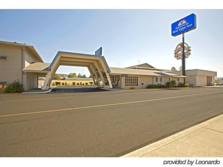 Americas Best Value Inn Roseburg Exterior photo
