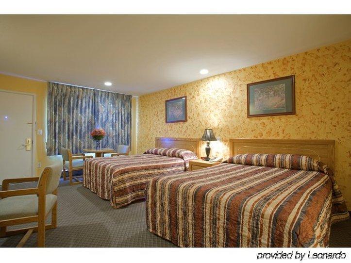Americas Best Value Inn Roseburg Room photo